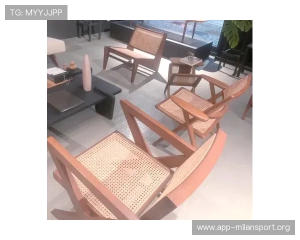 米兰家具官方网站提供便捷的在线订购与配送服务，节省您的宝贵时间